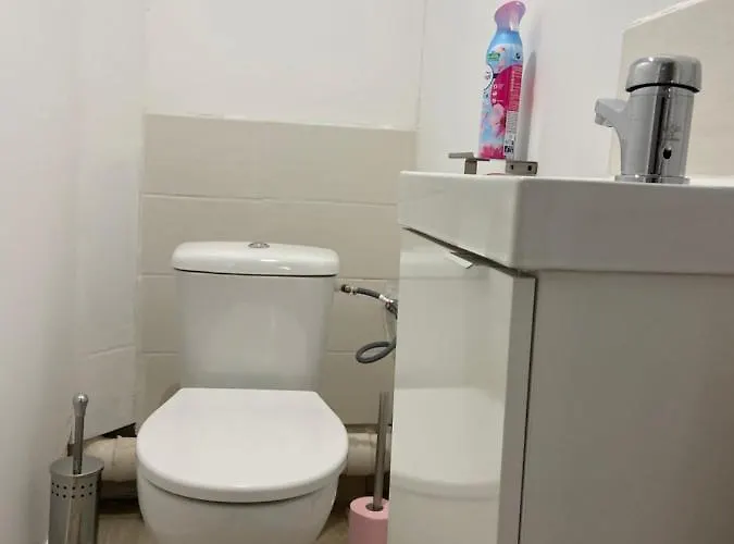 La Galerie, Proche Aeroport Tillé