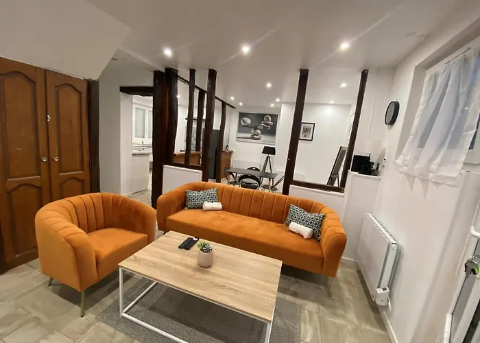 La Galerie, Proche Aeroport Apartament