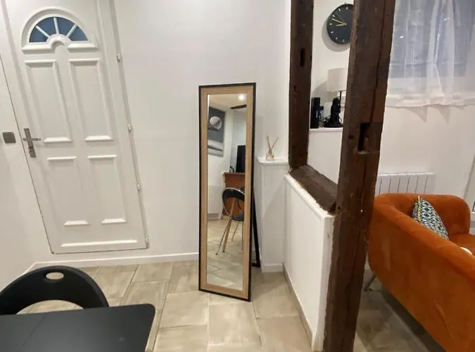 La Galerie, Proche Aeroport *